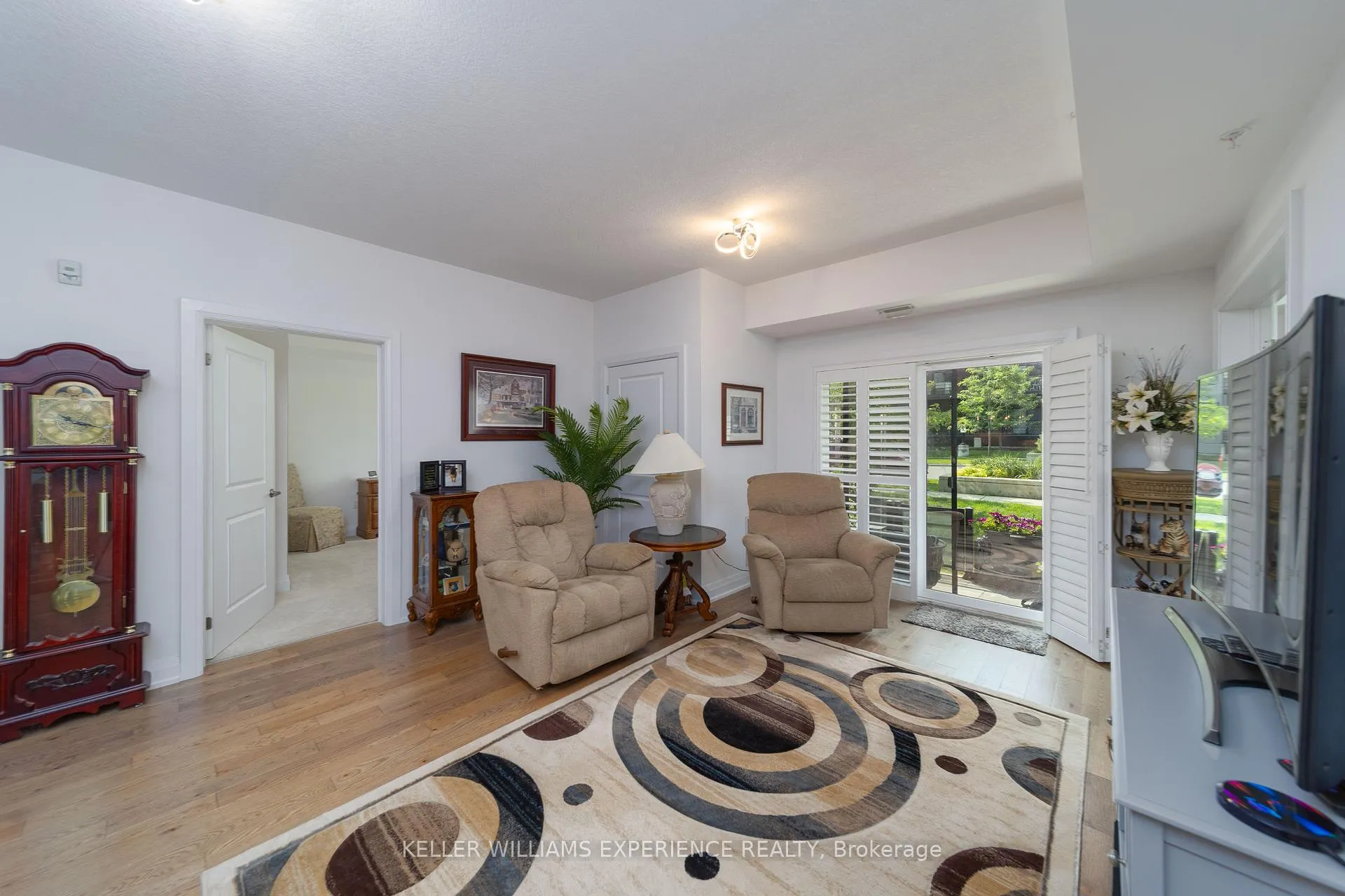 Photo 9 of Unit 101, 300 Essa Road E, Barrie, Ardagh — HOMEH