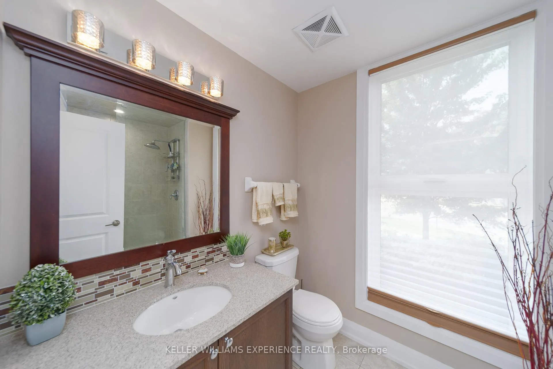 Photo 13 of Unit 101, 300 Essa Road E, Barrie, Ardagh — HOMEH