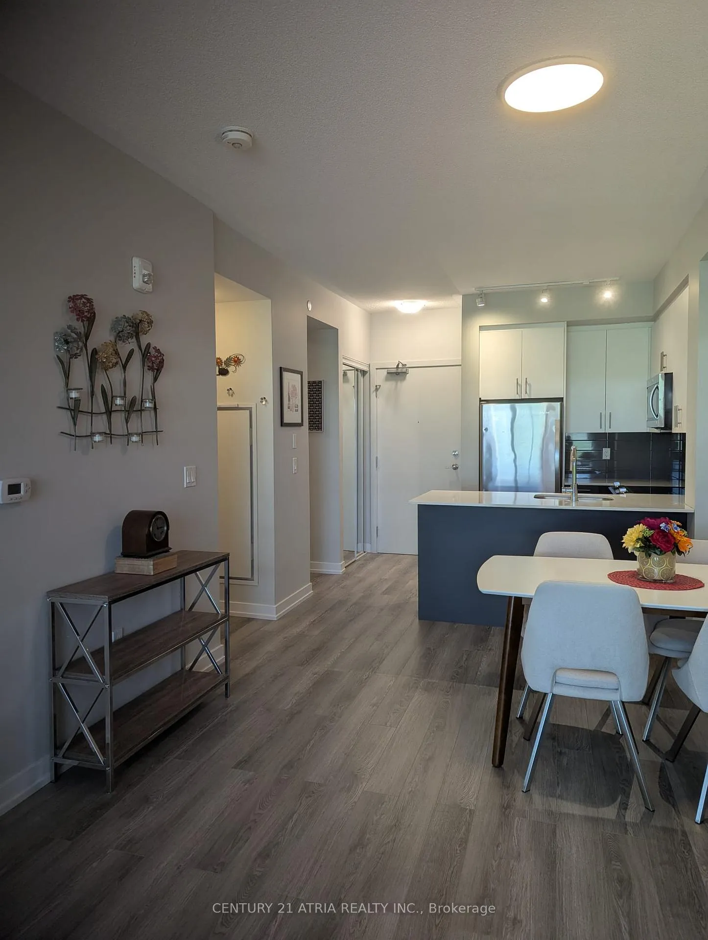 Photo 13 of Unit 239, 555 William Graham Drive, Aurora, Rural Aurora — HOMEH