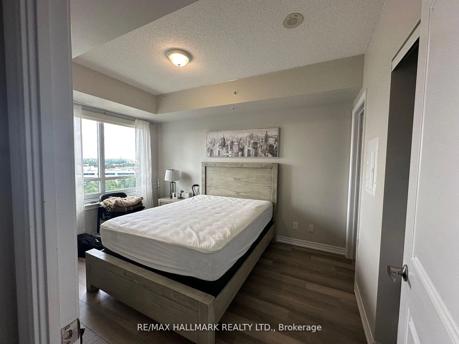 Photo 6 of Unit 1004, 9255 Jane Street, Vaughan, Maple — HOMEH