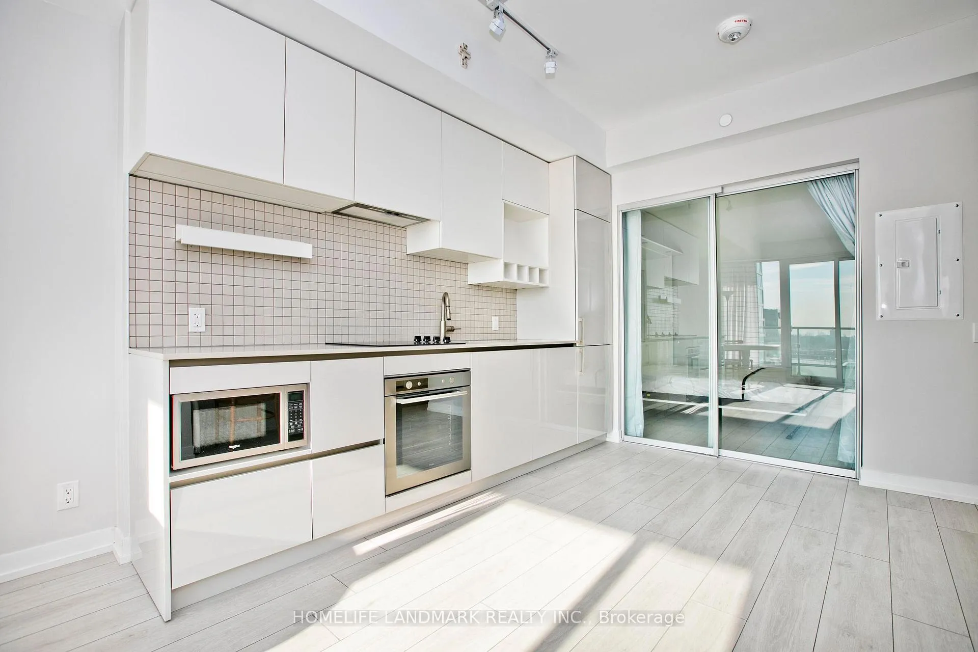 Front of Unit 2105, 898 Portage Parkway