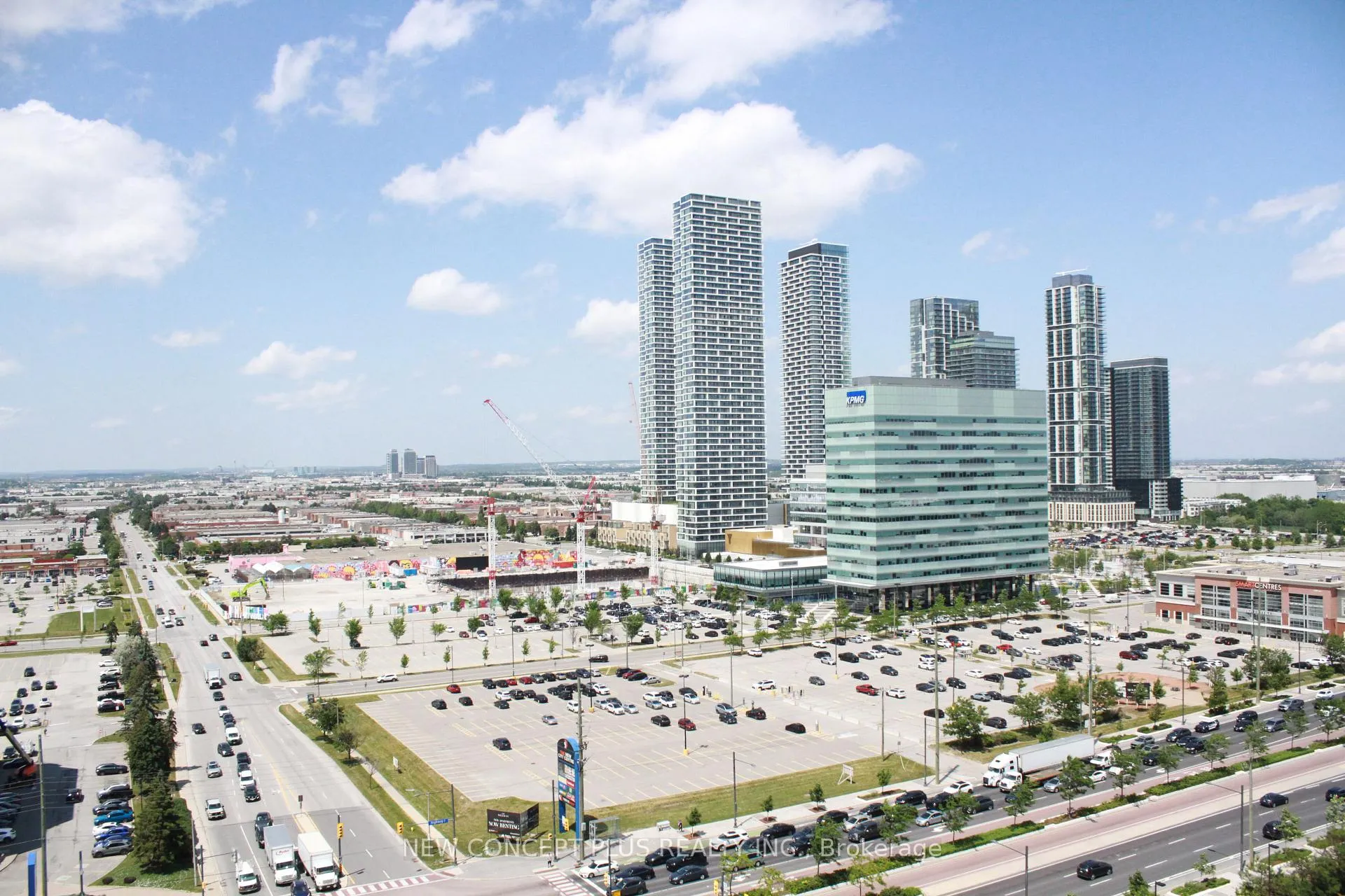 Photo 11 of Unit #1905, 28 Interchange Way, Vaughan, Vaughan Corporate Centre — HOMEH