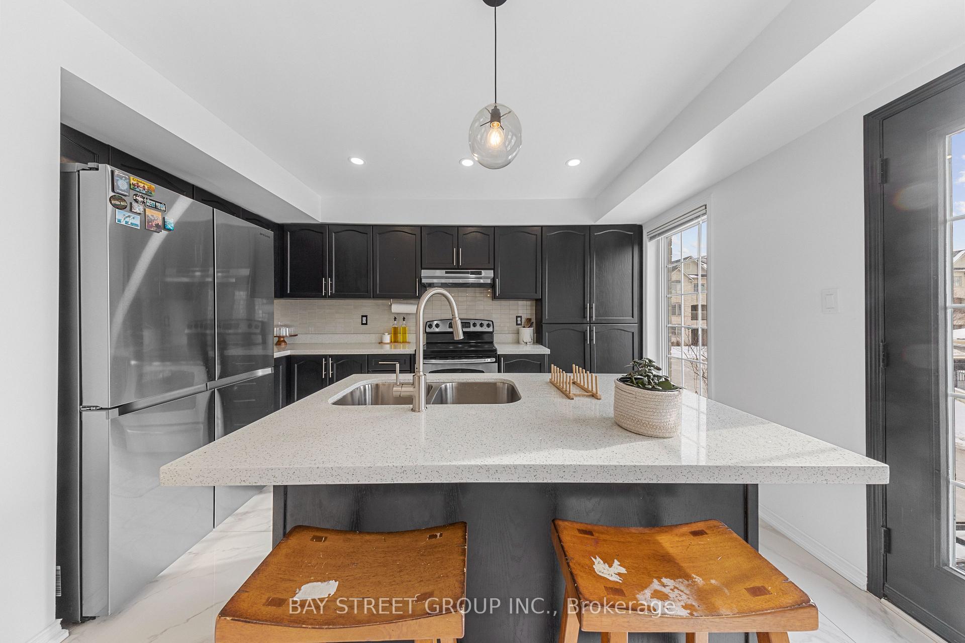 Photo 14 of 112 Barnham Street, Ajax, Central East — HOMEH