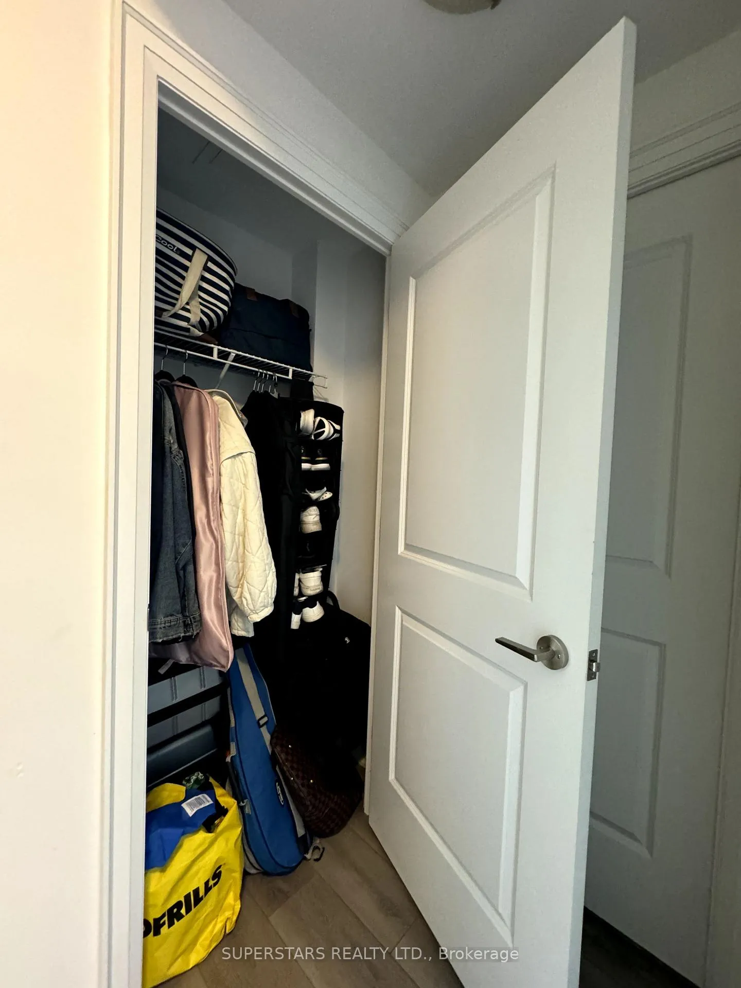 Photo 10 of Unit 711, 10 Gatineau Drive, Vaughan, Beverley Glen — HOMEH