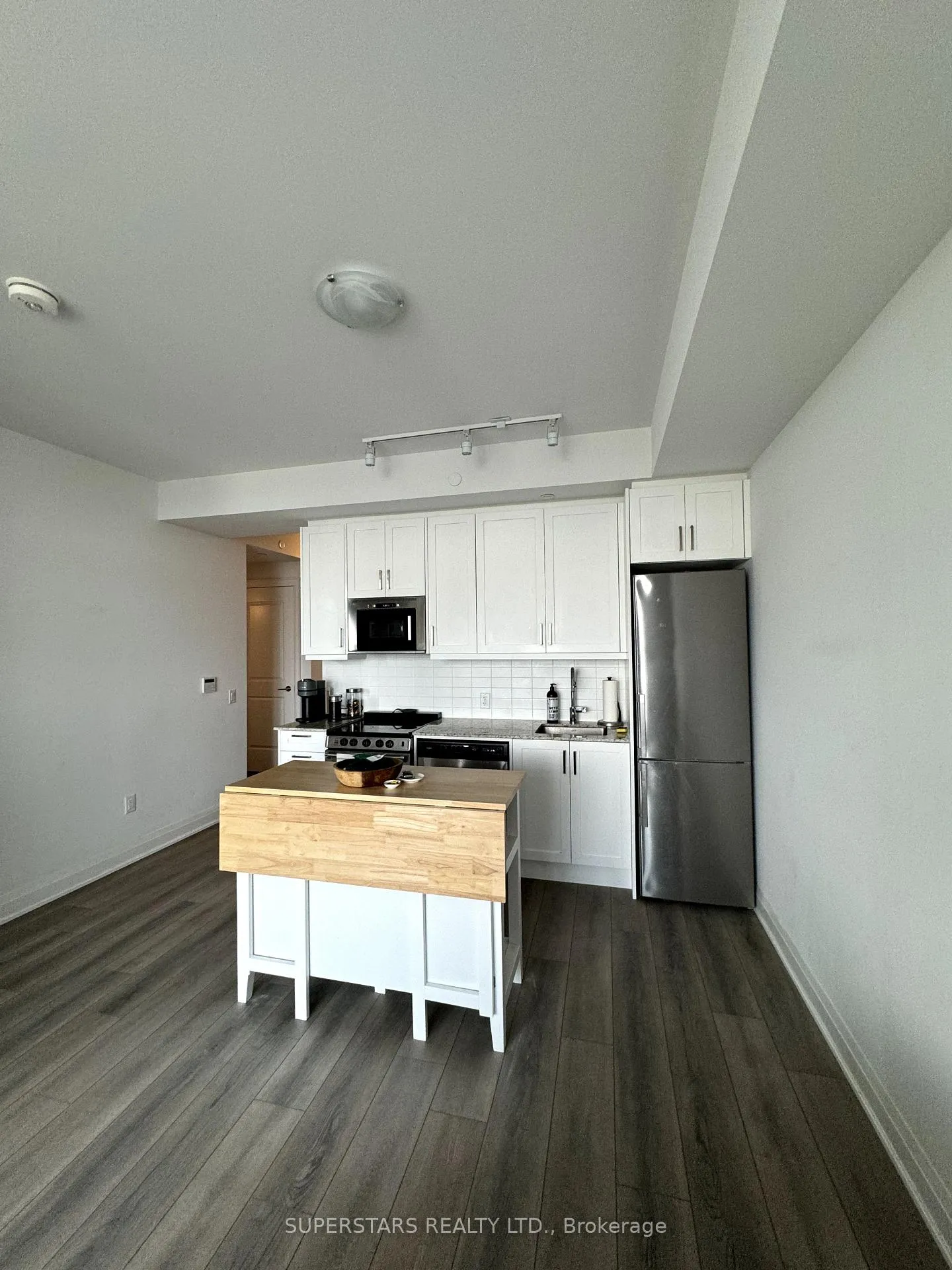 Photo 31 of Unit 711, 10 Gatineau Drive, Vaughan, Beverley Glen — HOMEH