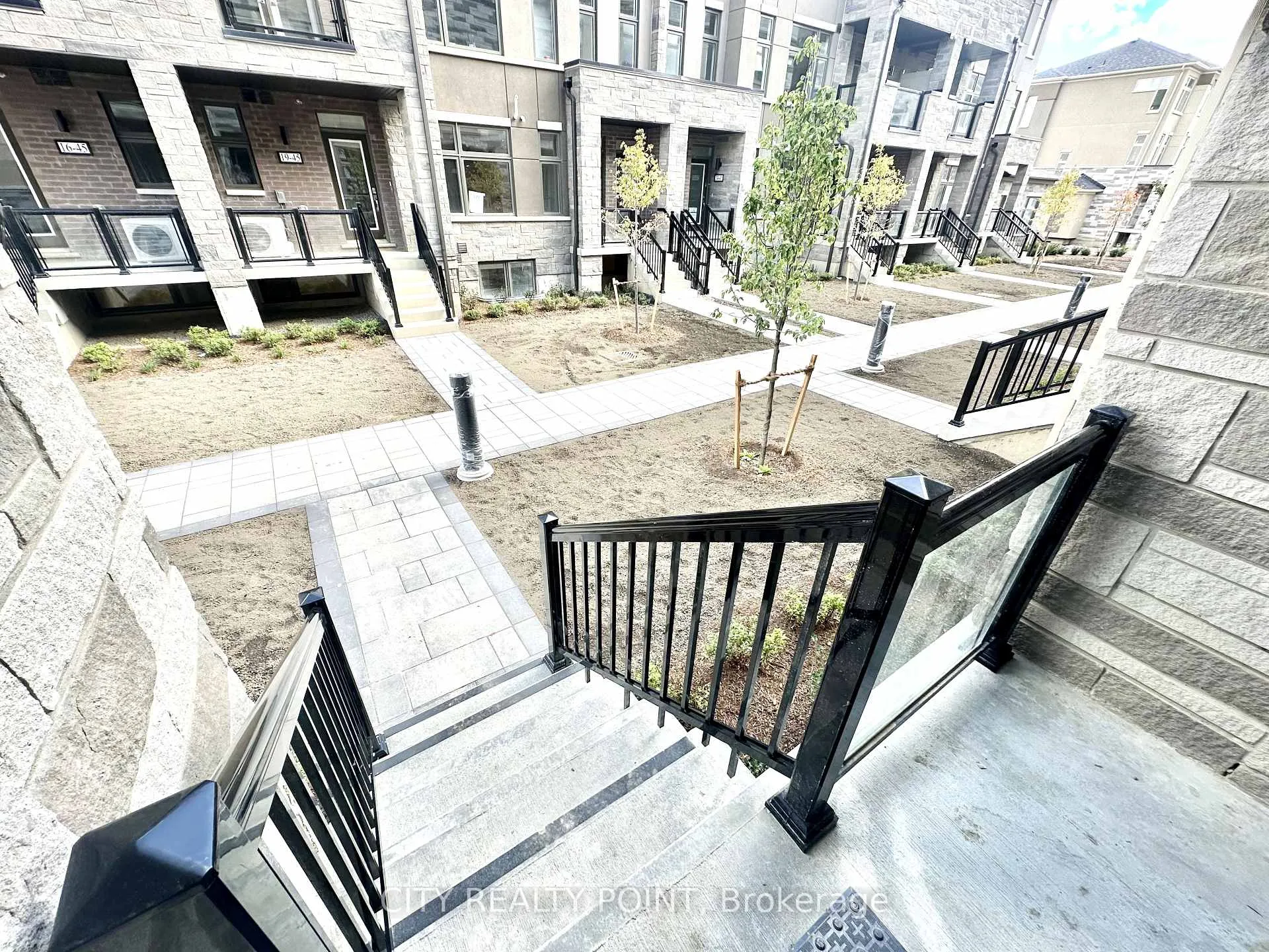 Photo 1 of Unit 5, 15 Fieldridge Crescent N, Brampton, Sandringham-Wellington North — HOMEH