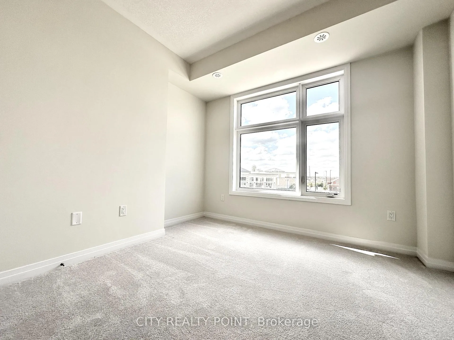 Photo 17 of Unit 5, 15 Fieldridge Crescent N, Brampton, Sandringham-Wellington North — HOMEH