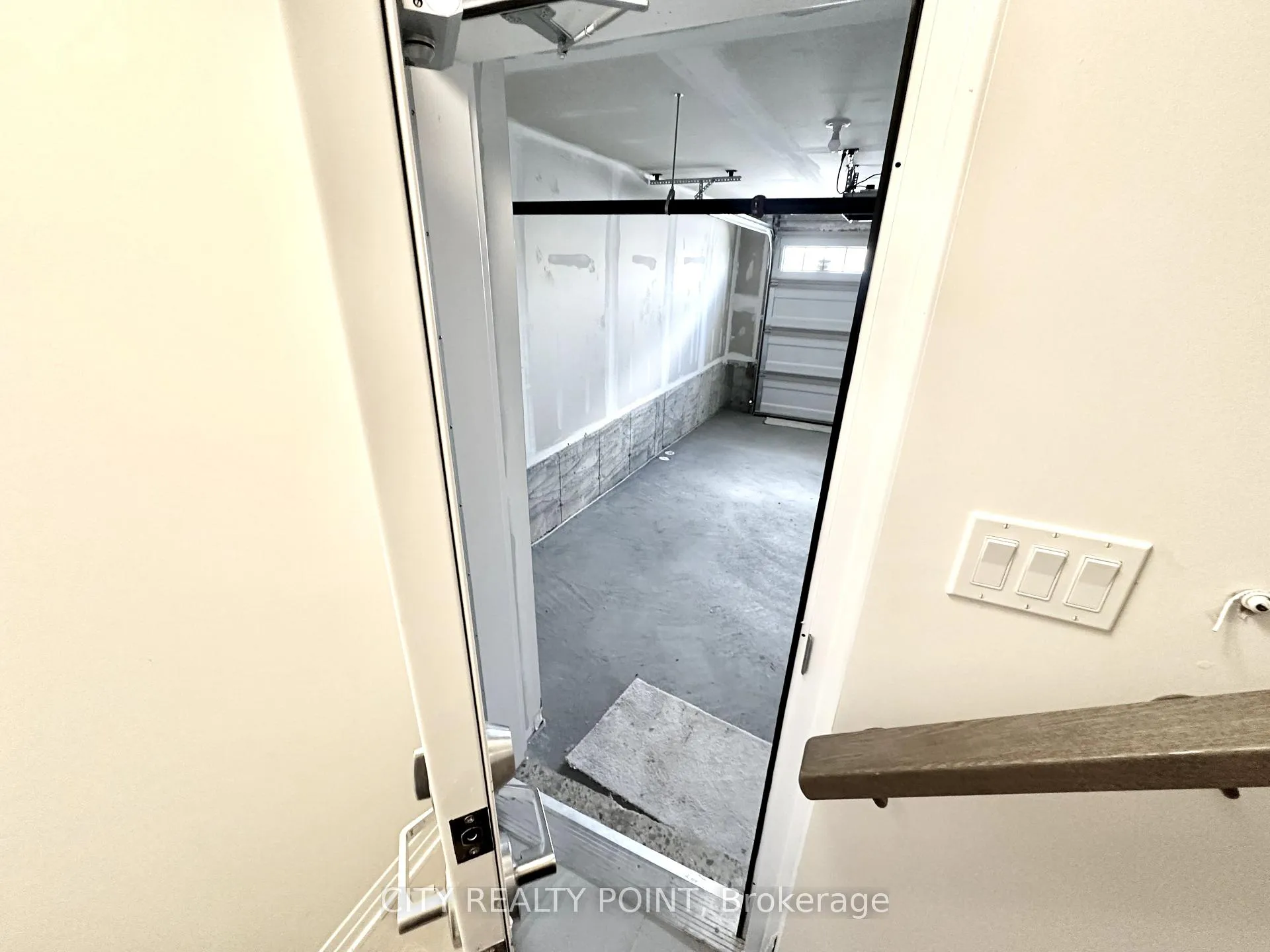 Photo 25 of Unit 5, 15 Fieldridge Crescent N, Brampton, Sandringham-Wellington North — HOMEH