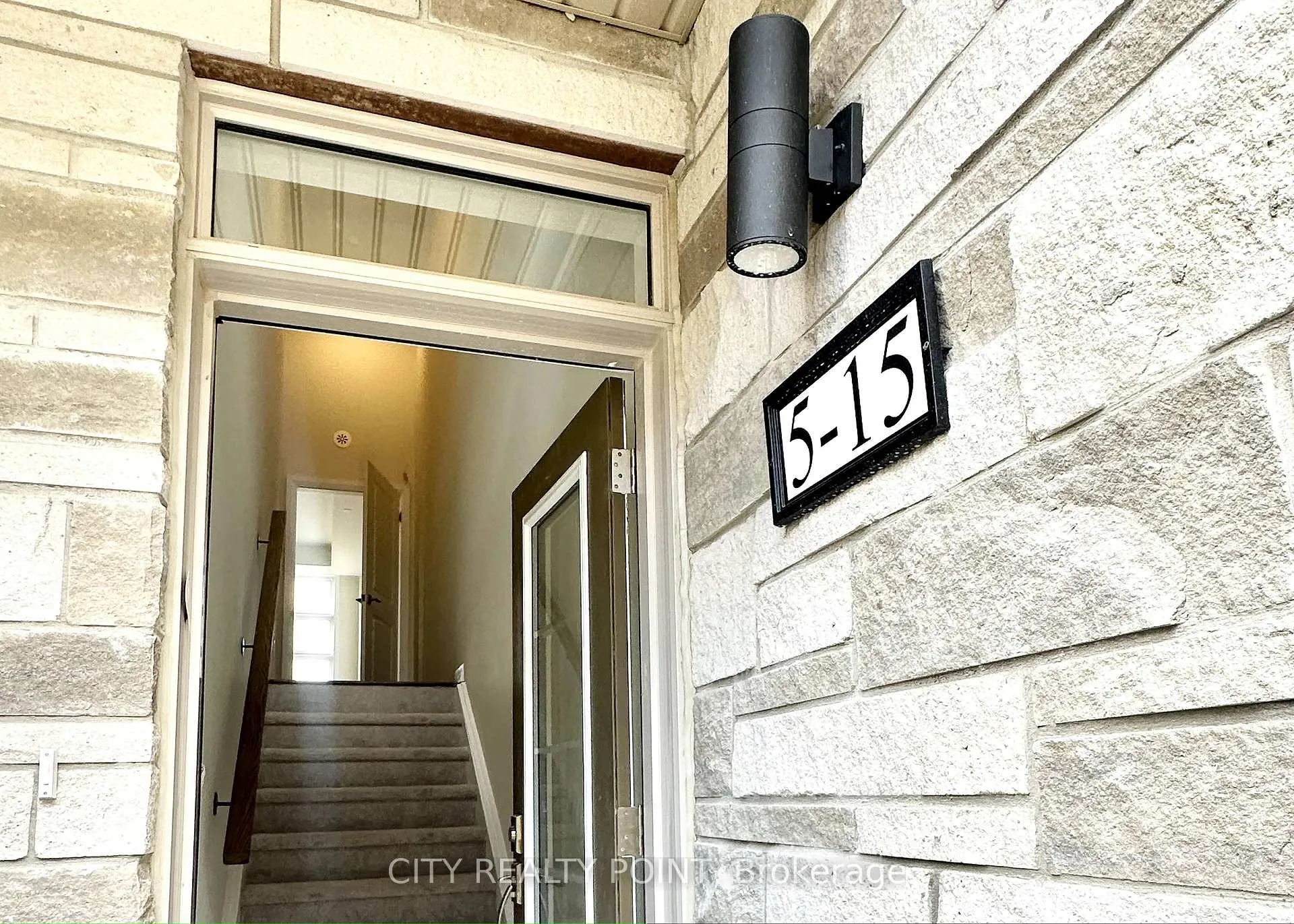Photo 27 of Unit 5, 15 Fieldridge Crescent N, Brampton, Sandringham-Wellington North — HOMEH