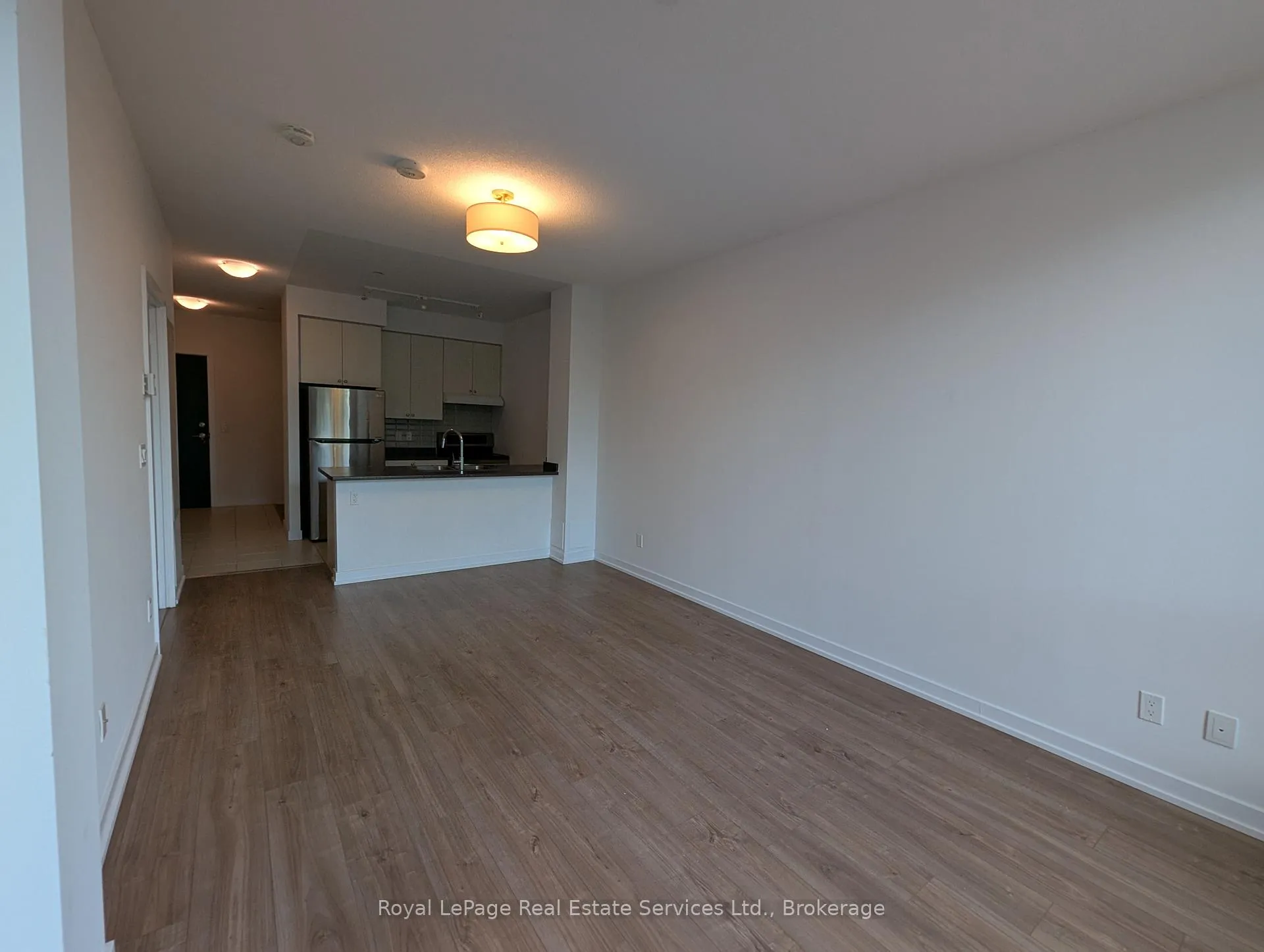 Photo 2 of Unit 213, 8 Trent Avenue, Toronto, East End-Danforth — HOMEH