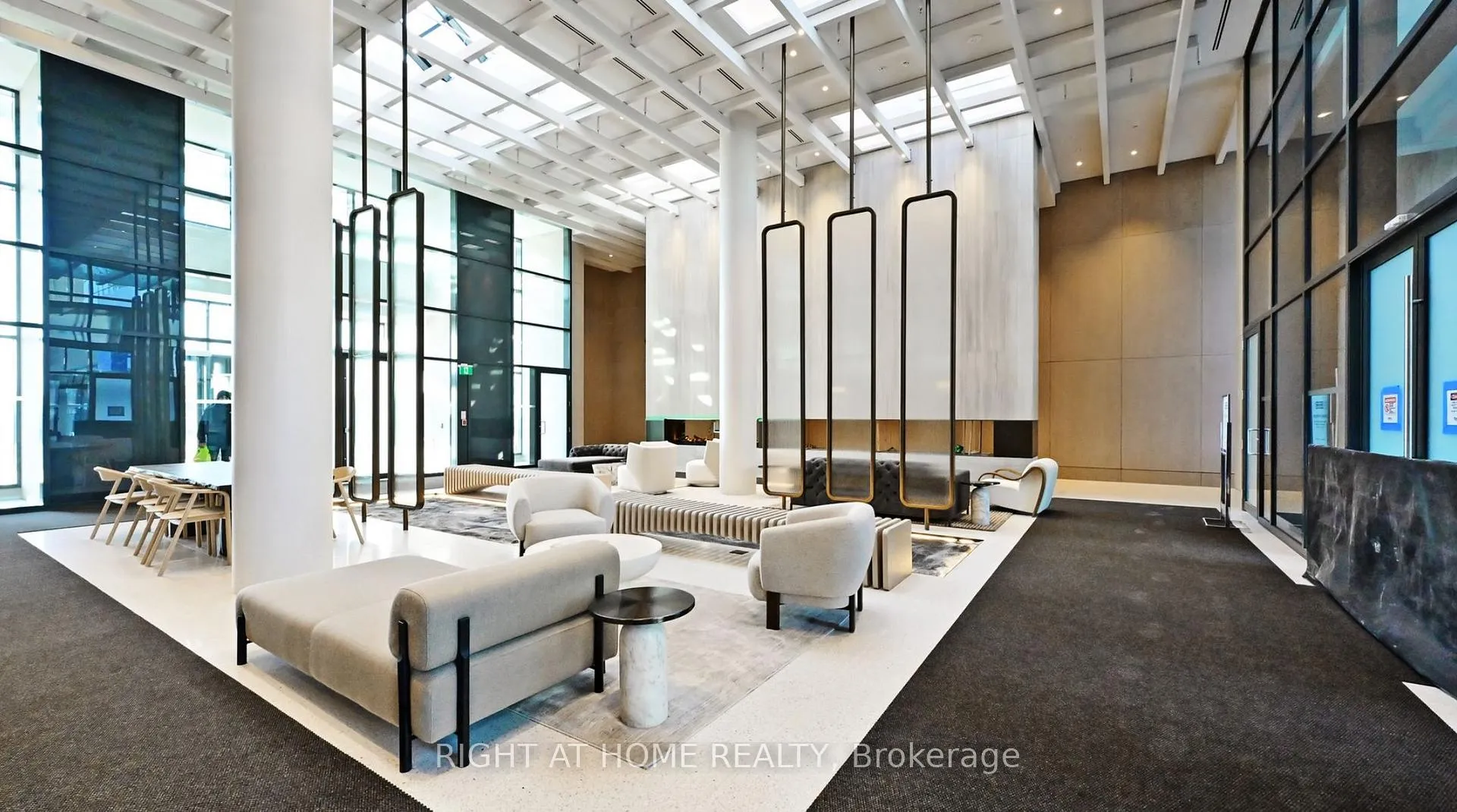Photo 3 of Unit 5015, 195 Commerce Street, Vaughan, Vaughan Corporate Centre — HOMEH