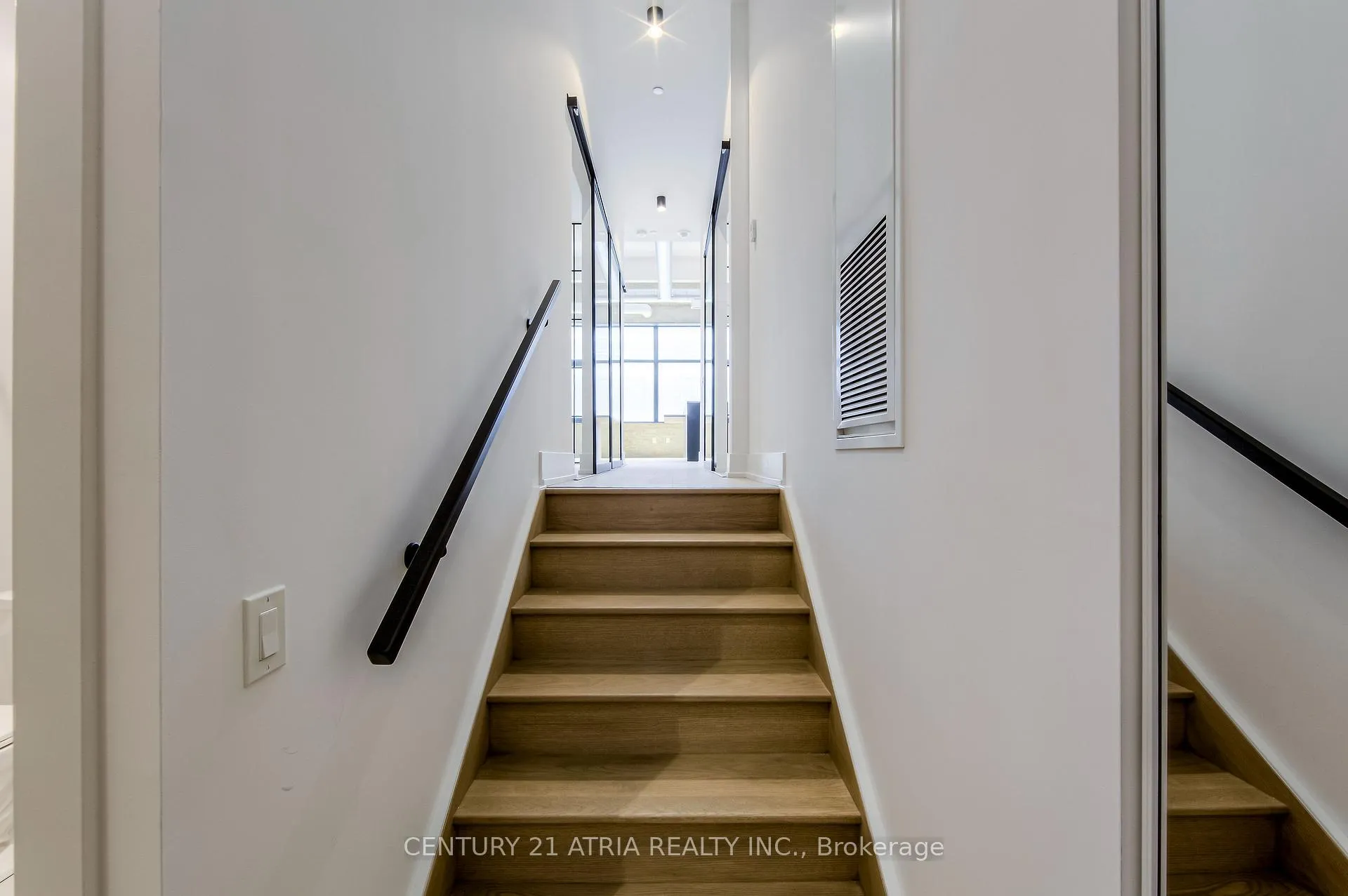 Photo 5 of Unit 202, 150 Logan Avenue, Toronto, South Riverdale — HOMEH