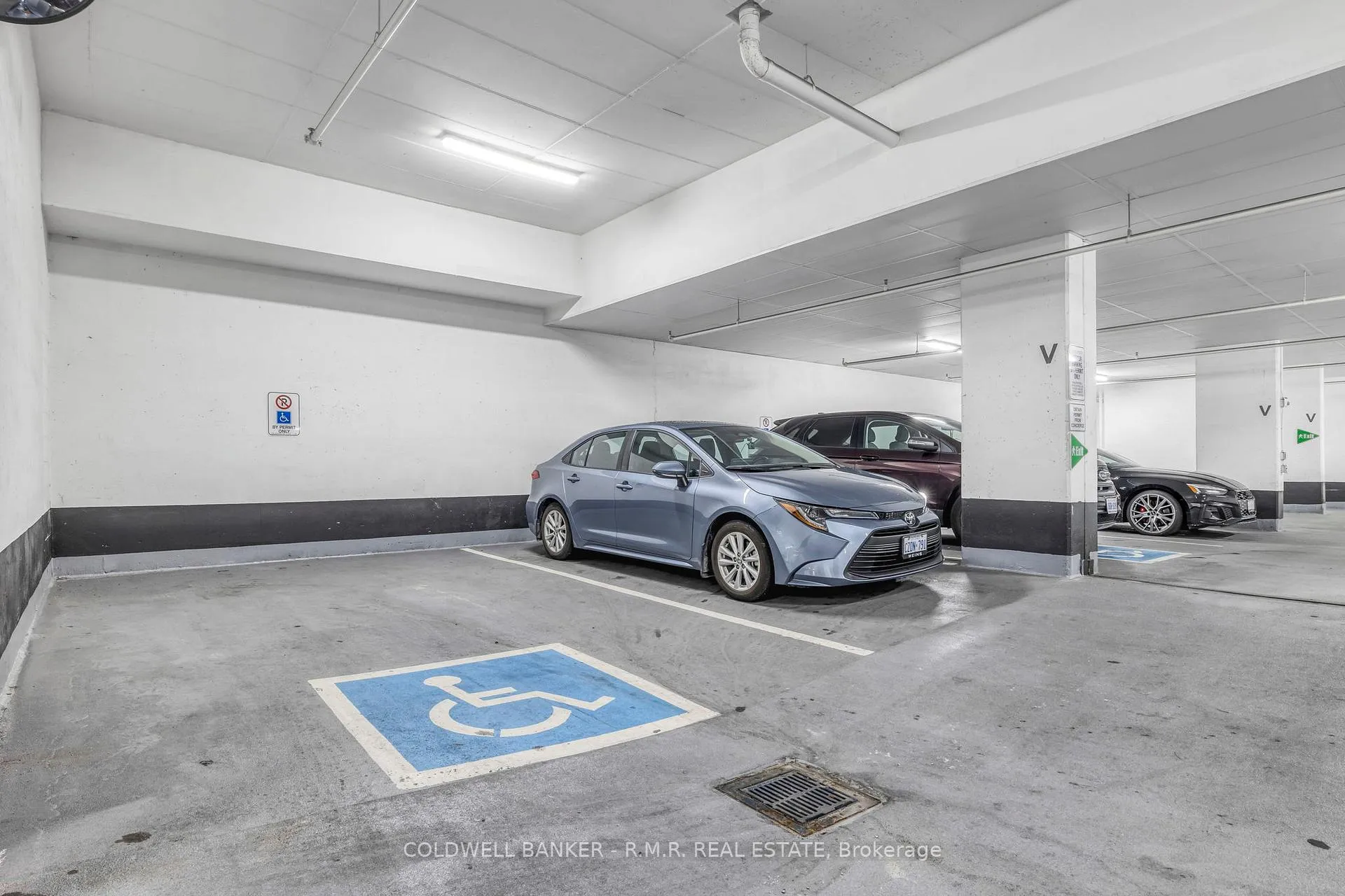 Photo 38 of Unit 404, 9085 Jane Street, Vaughan, Concord — HOMEH