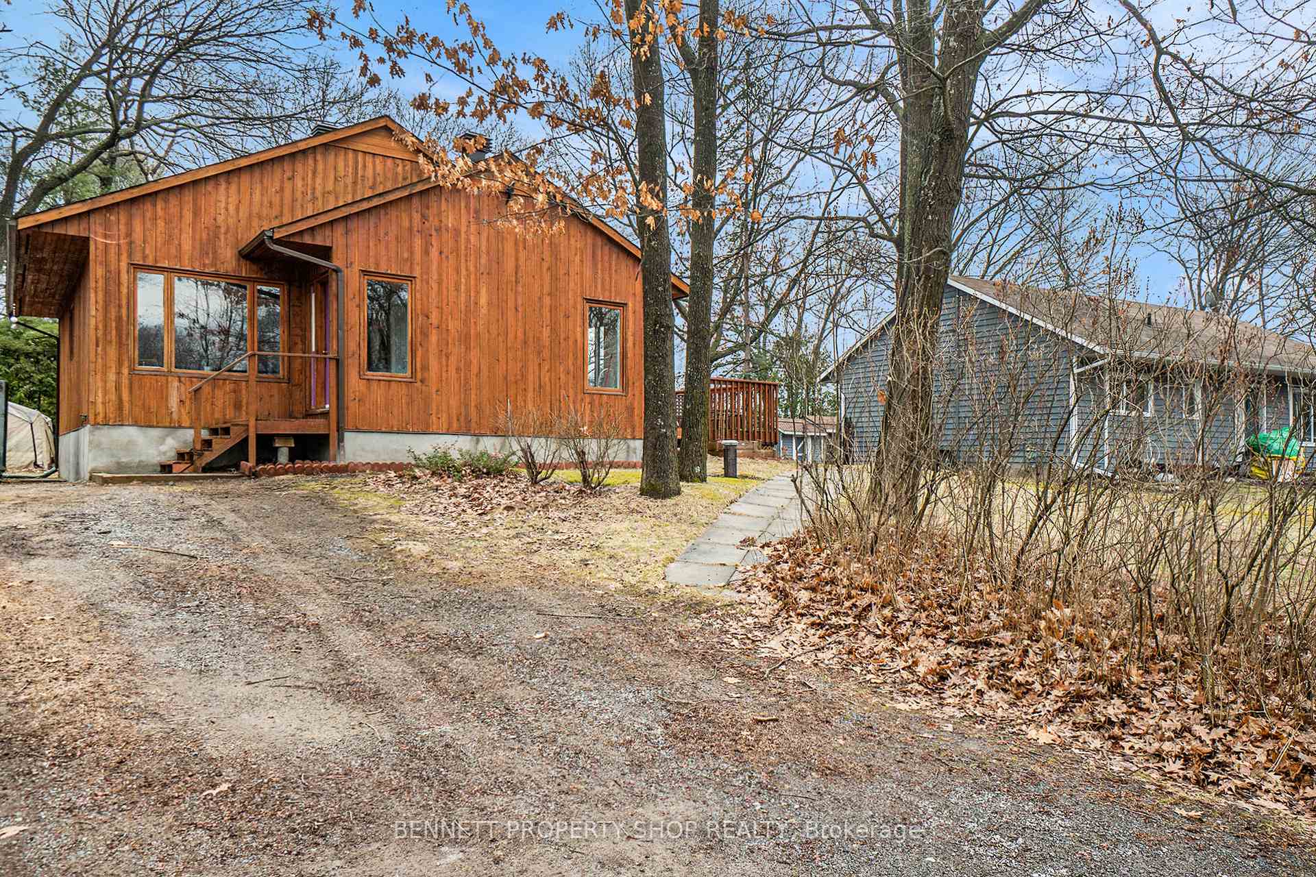 Photo 1 of 132 Woods Road, Ottawa, Constance Bay — HOMEH