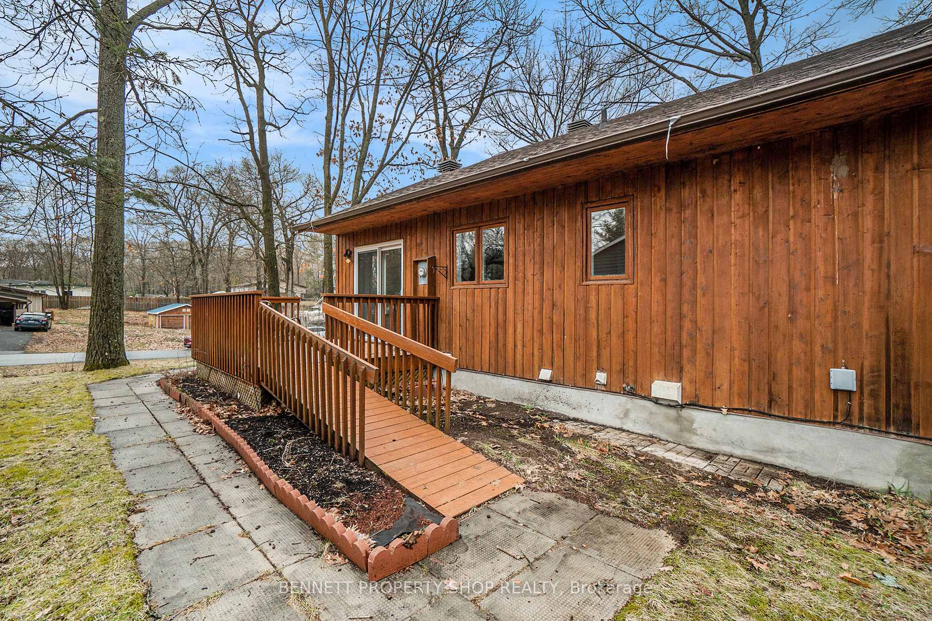 Photo 21 of 132 Woods Road, Ottawa, Constance Bay — HOMEH