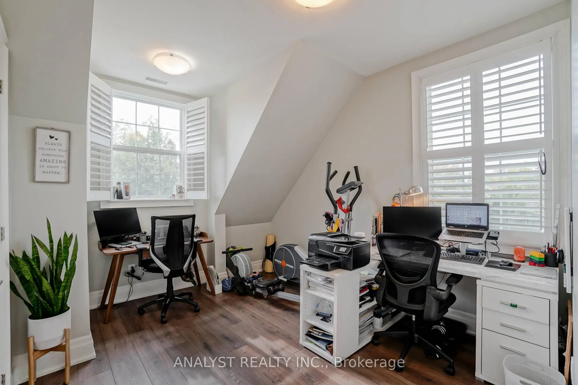 Photo 24 of 10425 Islington Avenue, Vaughan, Kleinburg — HOMEH