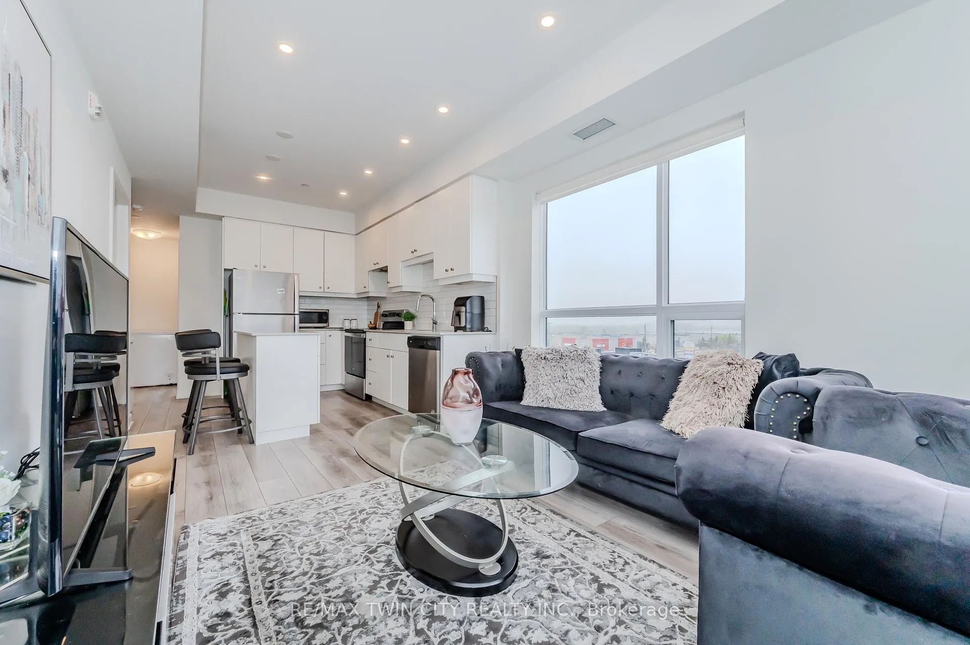 Photo 11 of Unit 414, 255 Northfield Drive E, Waterloo — HOMEH