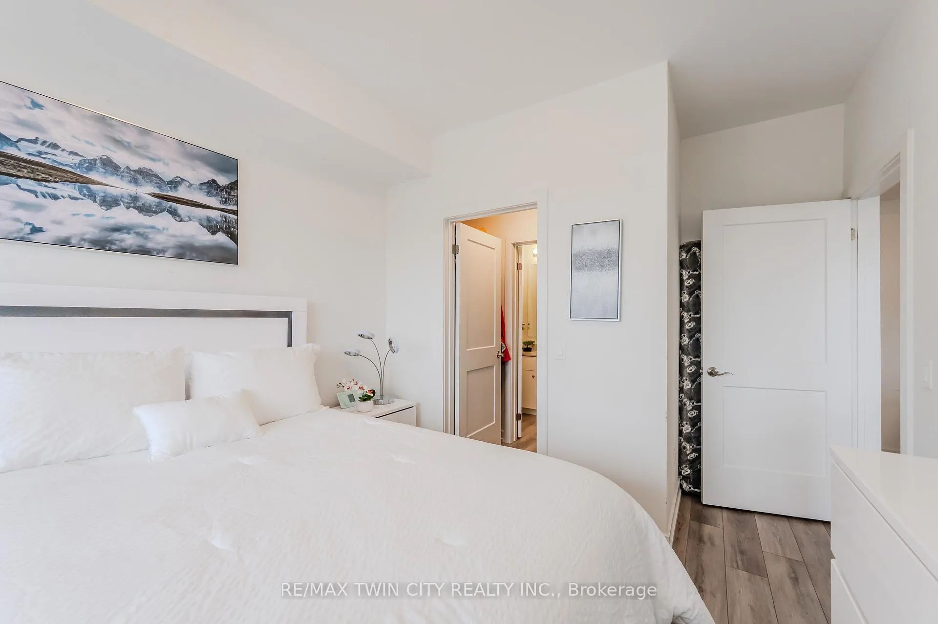 Photo 15 of Unit 414, 255 Northfield Drive E, Waterloo — HOMEH