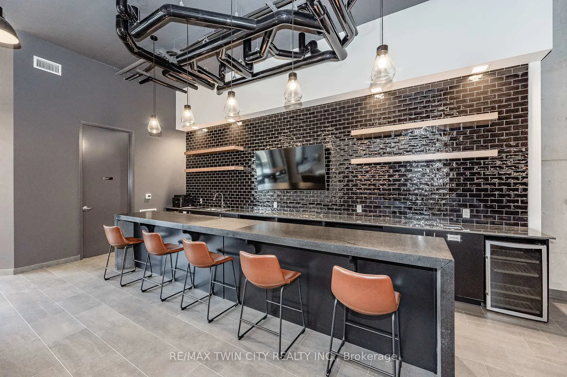 Photo 28 of Unit 414, 255 Northfield Drive E, Waterloo — HOMEH