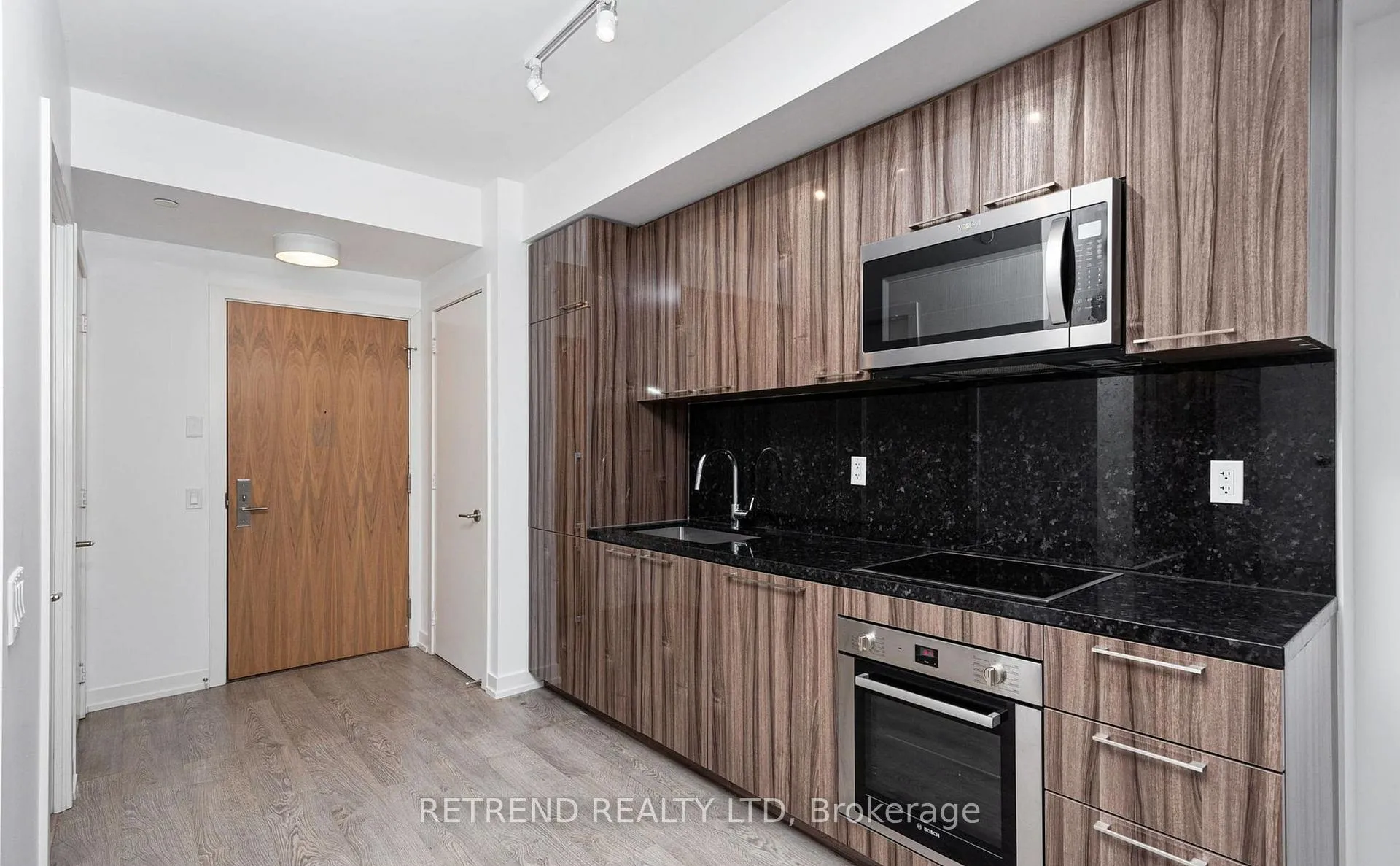 Photo 5 of Unit 611, 1 Grandview Avenue, Markham, Thornhill — HOMEH