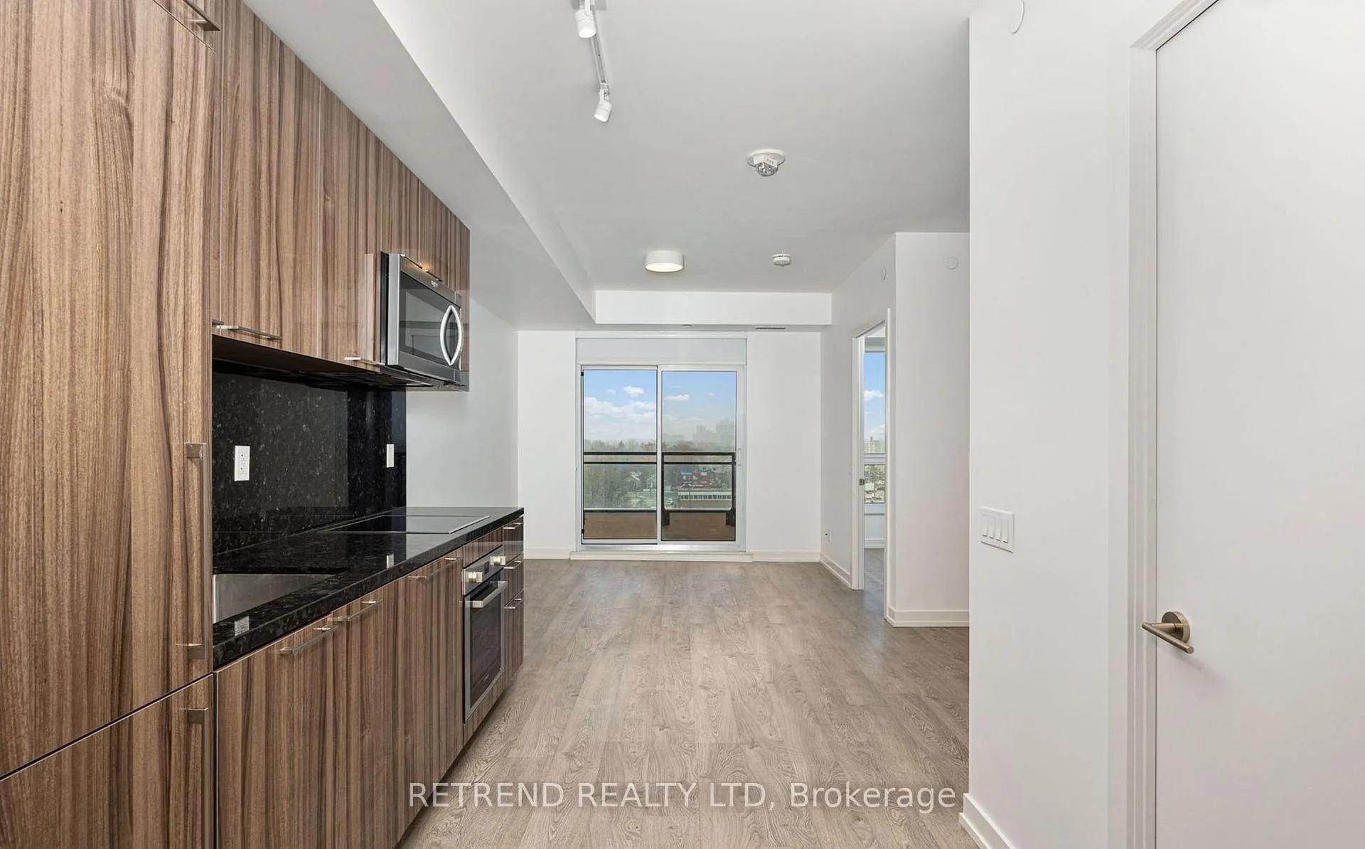 Photo 6 of Unit 611, 1 Grandview Avenue, Markham, Thornhill — HOMEH