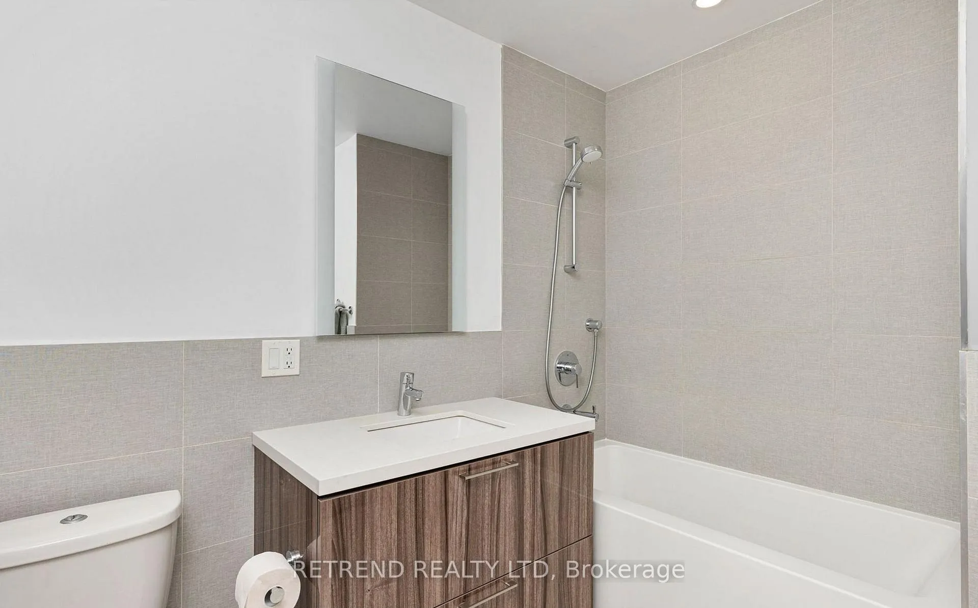 Photo 13 of Unit 611, 1 Grandview Avenue, Markham, Thornhill — HOMEH