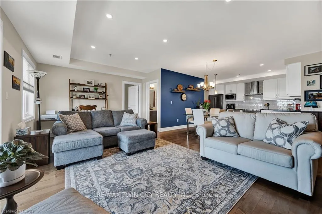 Photo 7 of Unit 405, 249 Grey Silo Road, Waterloo — HOMEH
