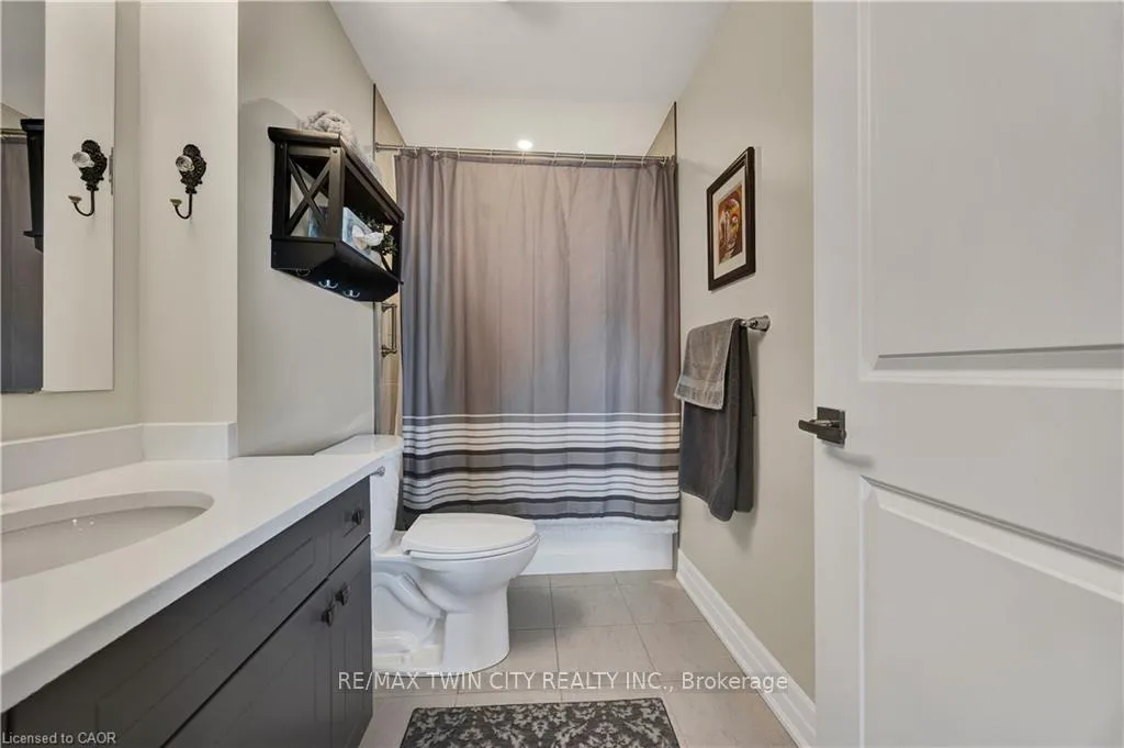 Photo 15 of Unit 405, 249 Grey Silo Road, Waterloo — HOMEH