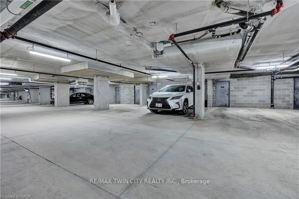 Photo 37 of Unit 405, 249 Grey Silo Road, Waterloo — HOMEH