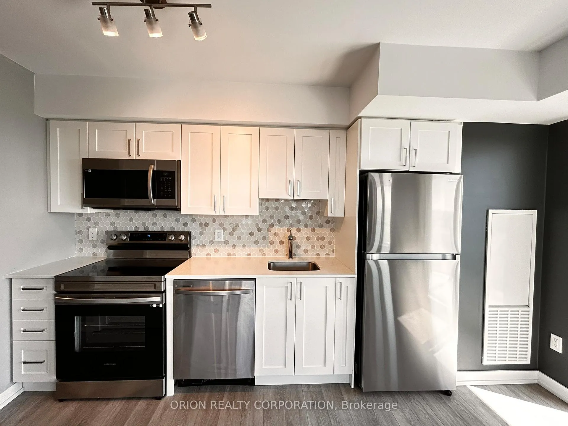 Photo 1 of Unit 1414, 1480 Bayly Street, Pickering, Bay Ridges — HOMEH