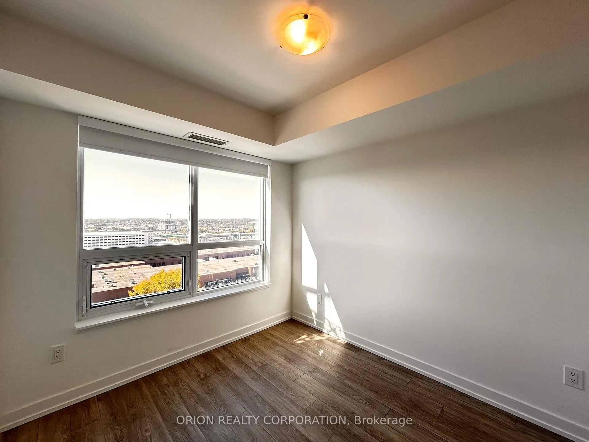 Photo 7 of Unit 1414, 1480 Bayly Street, Pickering, Bay Ridges — HOMEH