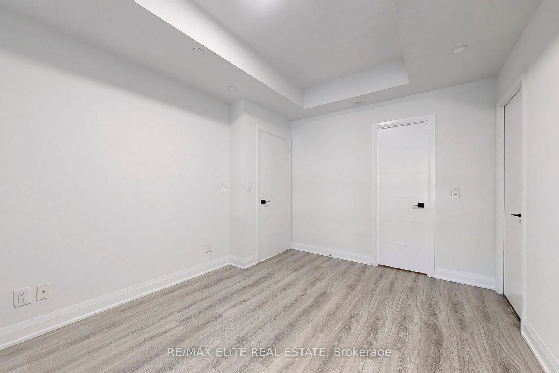 Photo 8 of Unit 101, 18 Uptown Drive, Markham, Unionville — HOMEH