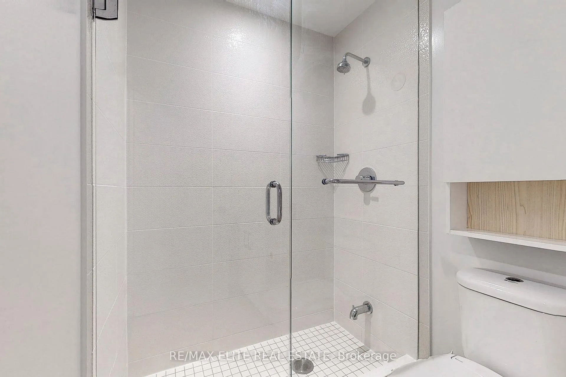 Photo 14 of Unit 101, 18 Uptown Drive, Markham, Unionville — HOMEH