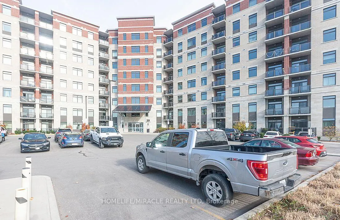 Photo 3 of Unit 516, 39 New Delhi Drive, Markham, Cedarwood — HOMEH