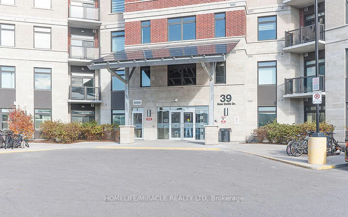 Photo 4 of Unit 516, 39 New Delhi Drive, Markham, Cedarwood — HOMEH