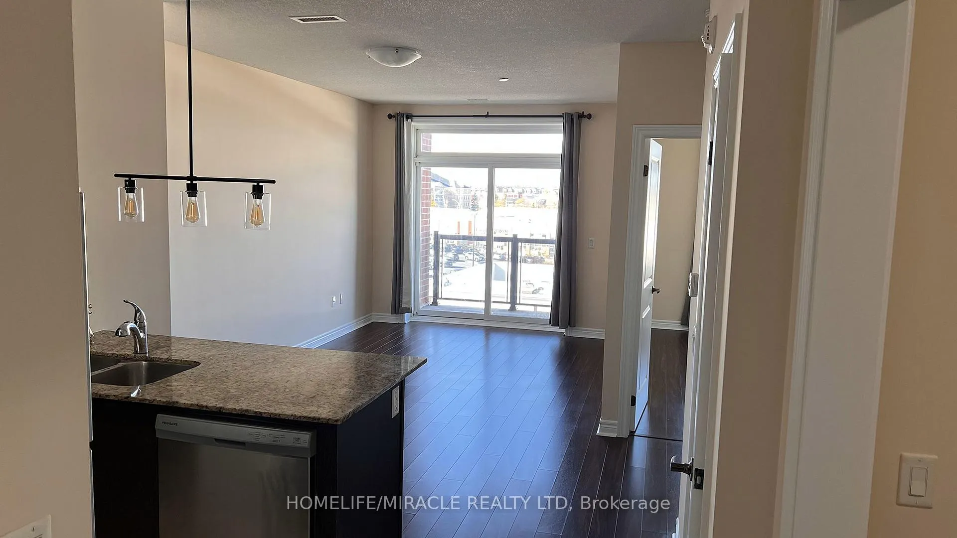 Photo 8 of Unit 516, 39 New Delhi Drive, Markham, Cedarwood — HOMEH