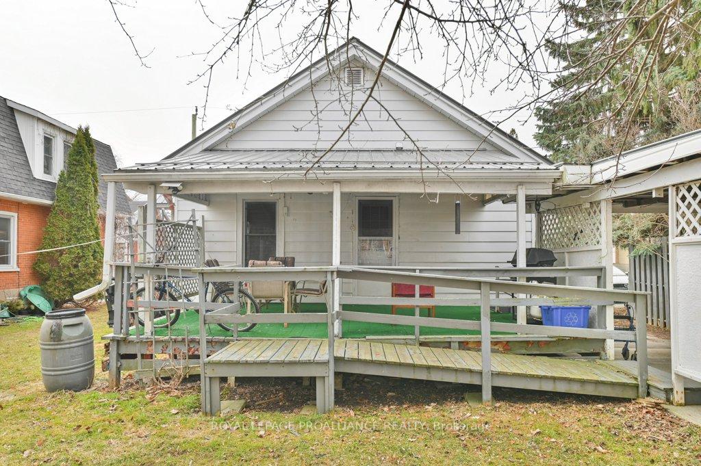 Photo 27 of 26 Burton Street, Belleville, Belleville Ward — HOMEH