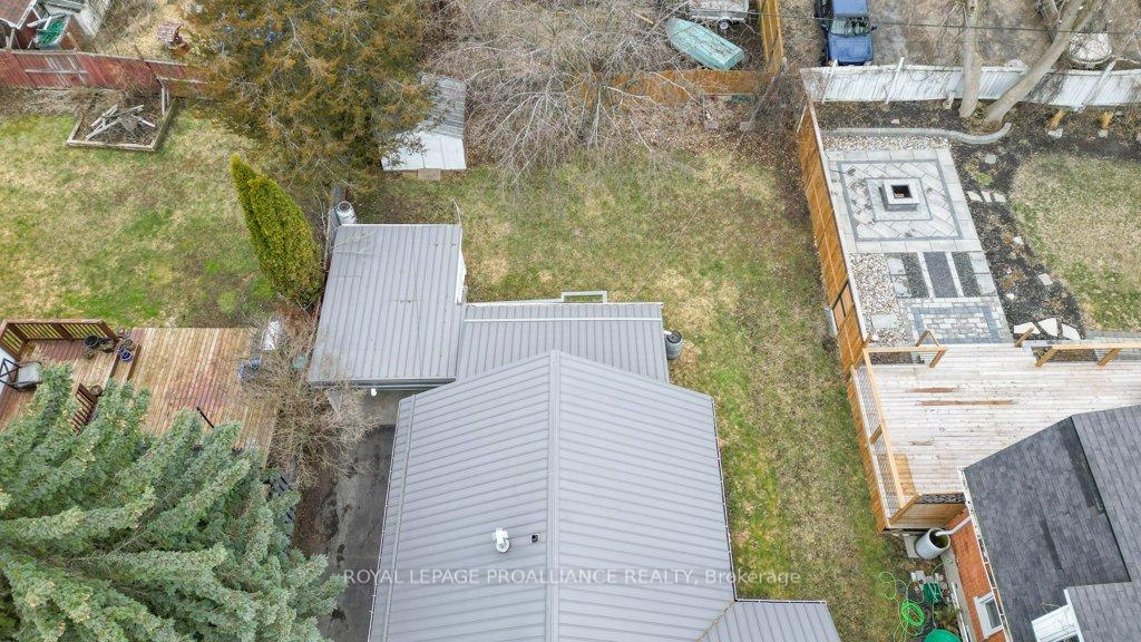 Photo 32 of 26 Burton Street, Belleville, Belleville Ward — HOMEH