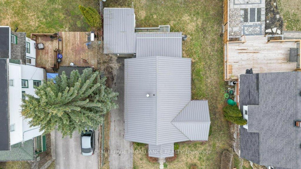 Photo 33 of 26 Burton Street, Belleville, Belleville Ward — HOMEH