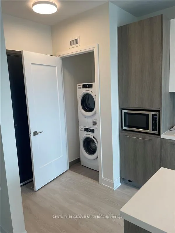 Photo 7 of Unit 2508, 8 Water Walk Drive, Markham, Unionville — HOMEH