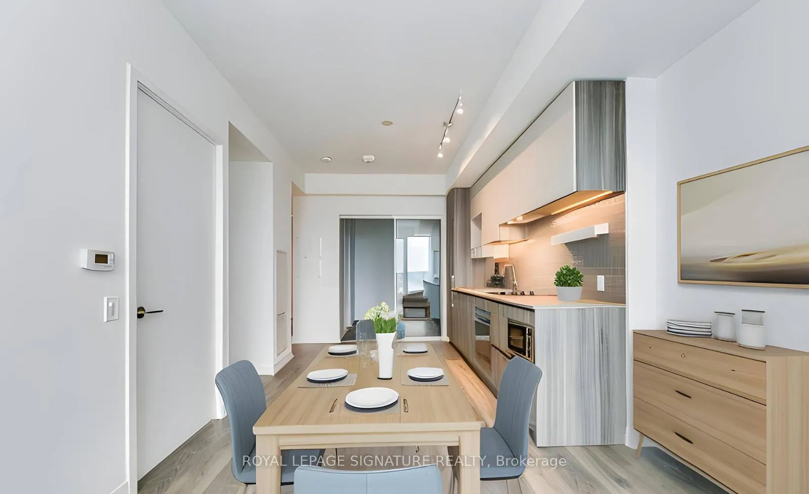 Photo 4 of Unit 2608, 898 Portage Parkway, Vaughan, Vaughan Corporate Centre — HOMEH