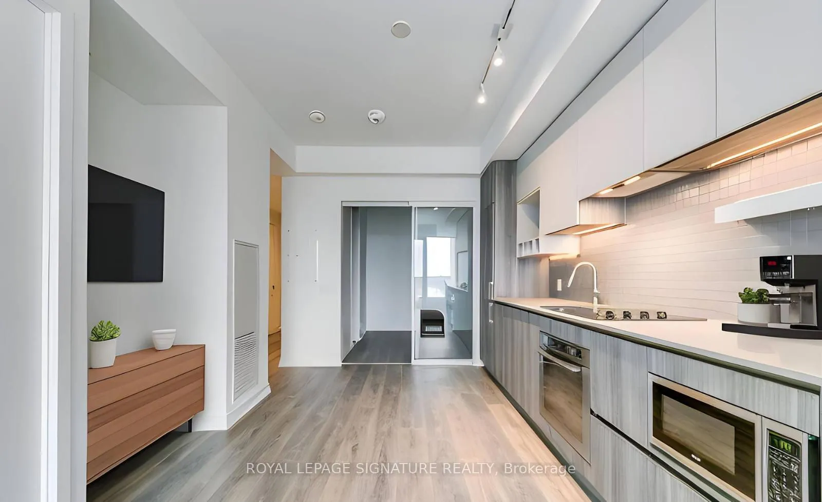 Photo 13 of Unit 2608, 898 Portage Parkway, Vaughan, Vaughan Corporate Centre — HOMEH
