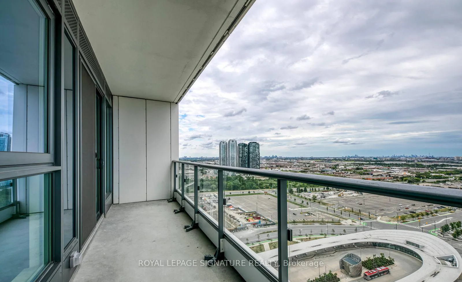 Photo 14 of Unit 2608, 898 Portage Parkway, Vaughan, Vaughan Corporate Centre — HOMEH