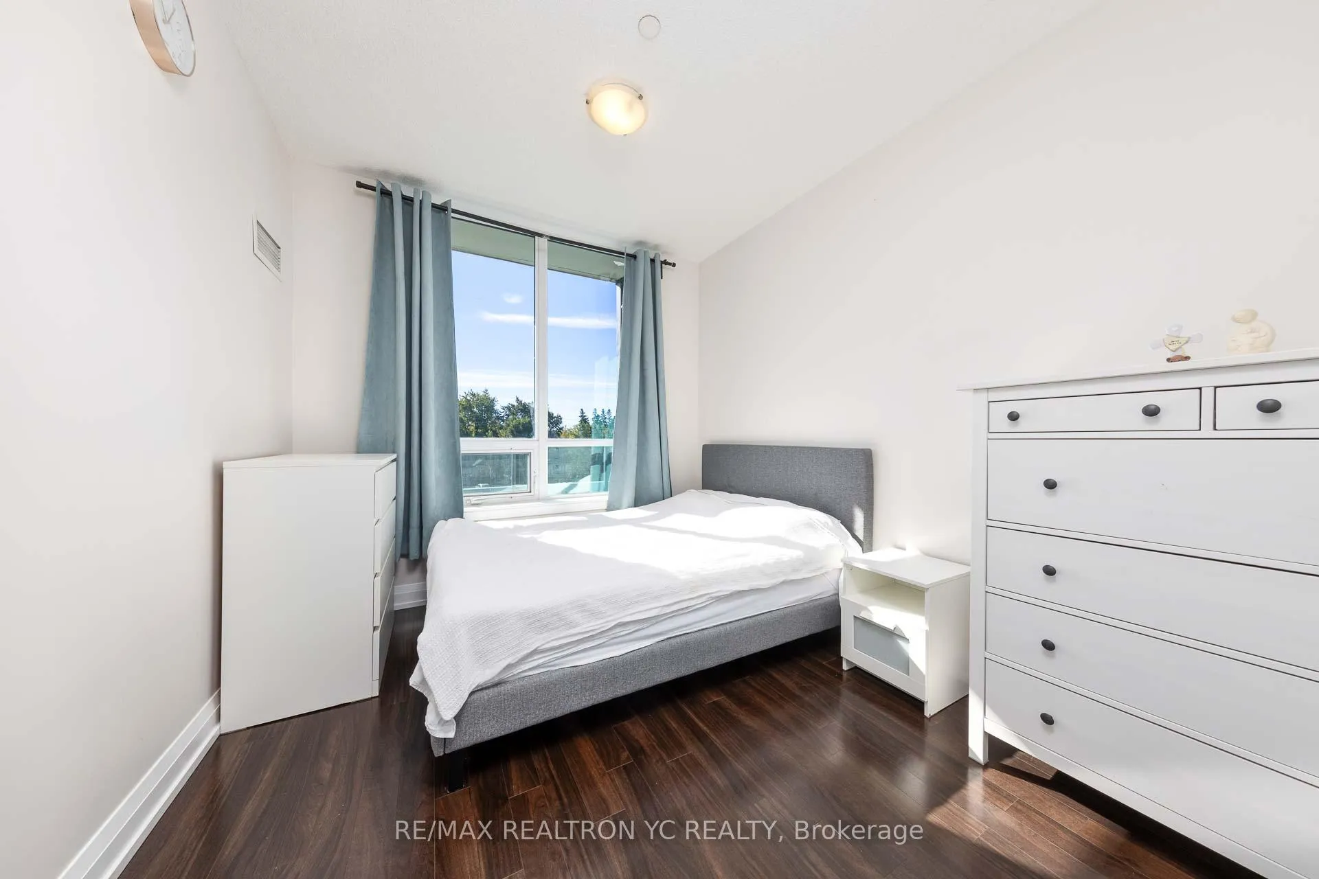 Photo 10 of Unit 310, 7167 Yonge Street, Markham, Grandview — HOMEH
