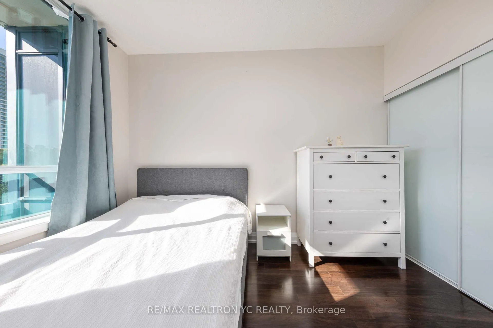 Photo 12 of Unit 310, 7167 Yonge Street, Markham, Grandview — HOMEH