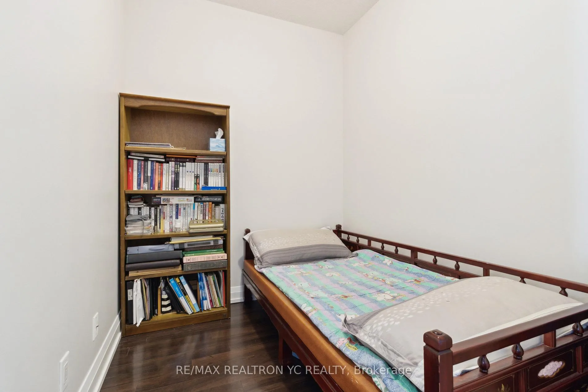 Photo 13 of Unit 310, 7167 Yonge Street, Markham, Grandview — HOMEH
