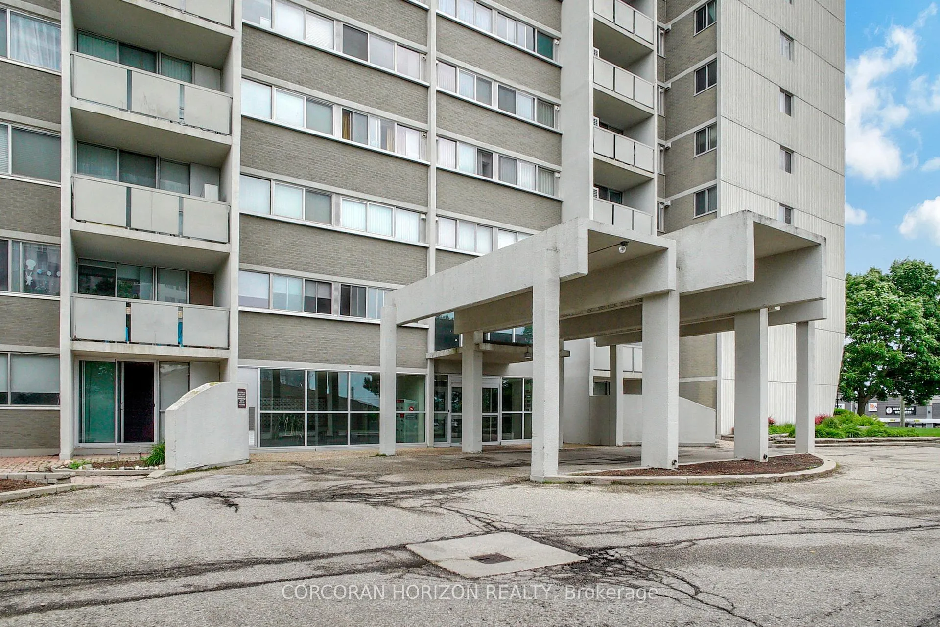 Photo 4 of Unit 102, 375 King Street N, Waterloo — HOMEH
