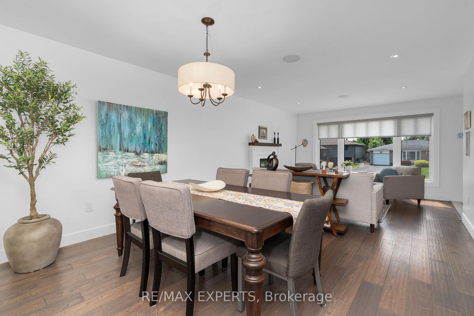 Photo 11 of 191 Beaver Avenue, Caledon, Bolton North — HOMEH