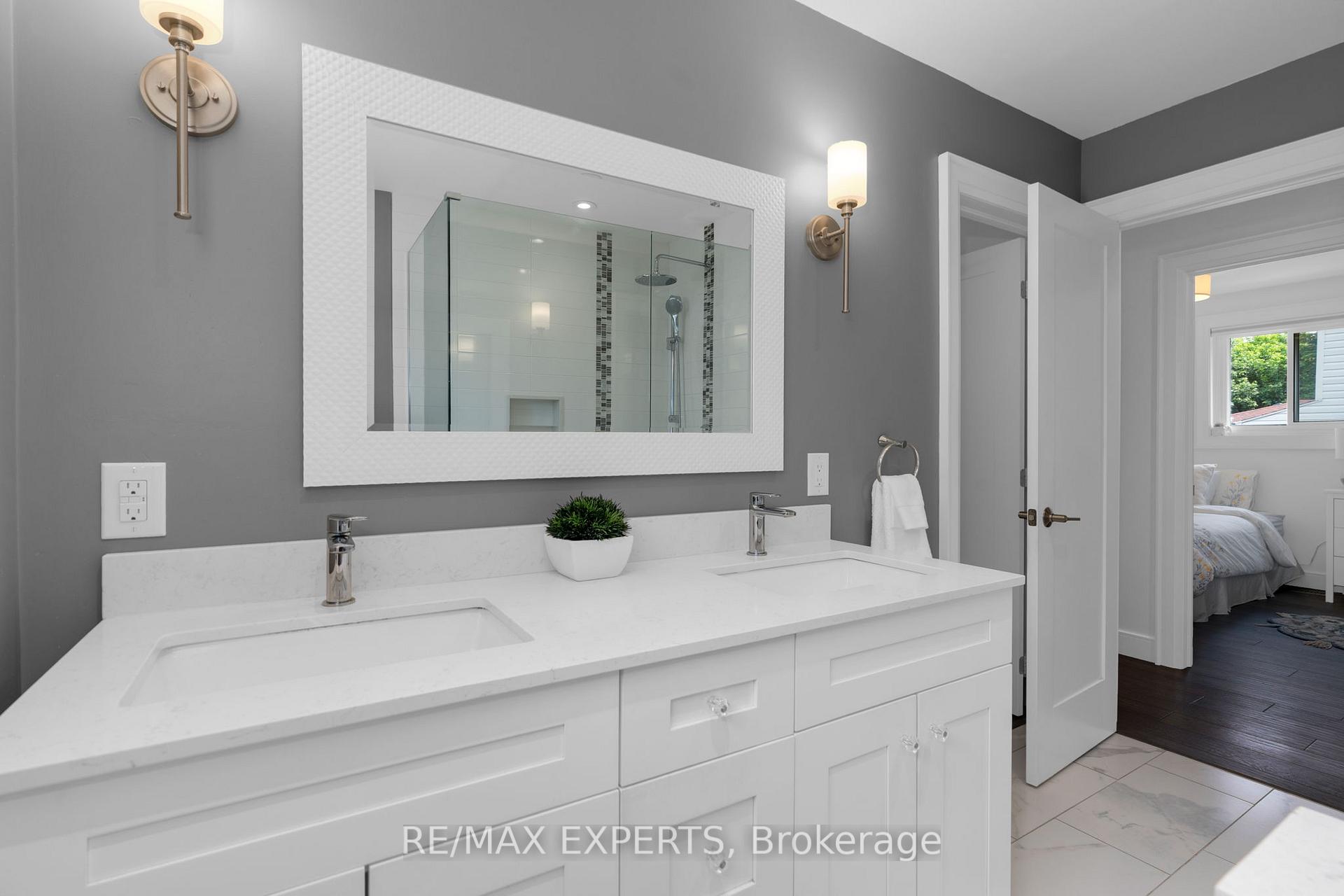 Photo 7 of 191 Beaver Avenue, Caledon, Bolton North — HOMEH