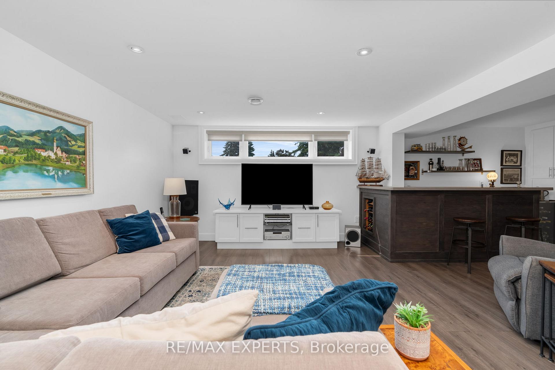 Photo 21 of 191 Beaver Avenue, Caledon, Bolton North — HOMEH
